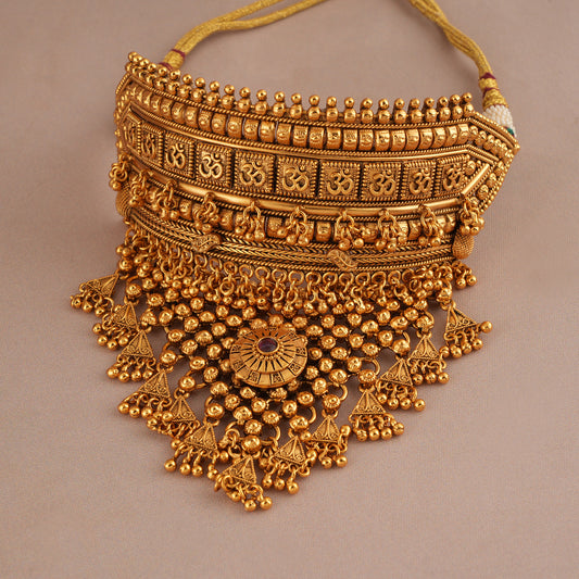 Amazing antique gold choker set