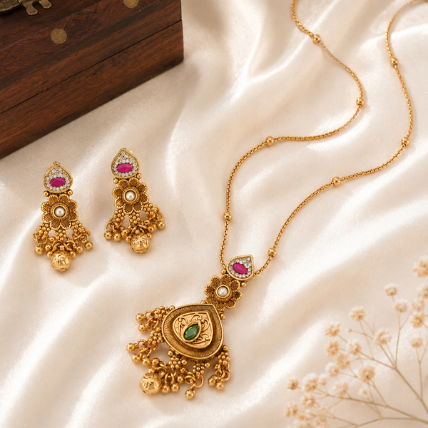 Beautiful stone gold plated pendant set with earring