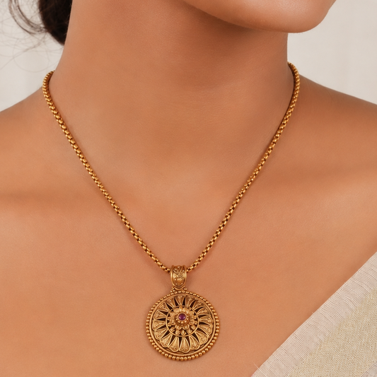 Amazing antique gold carved pendant set
