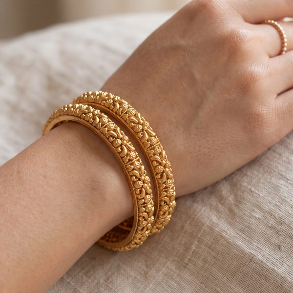 Amazing antique gold bangle set