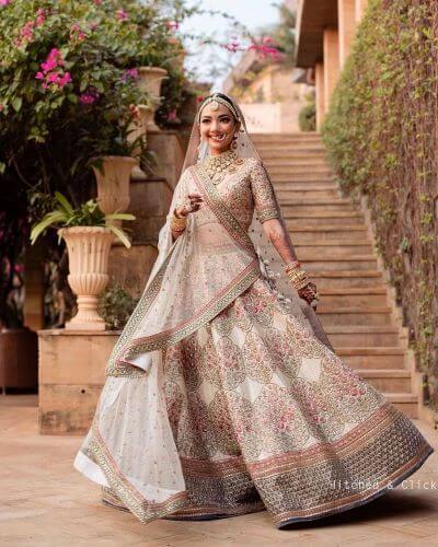 6 Stunning Jewellery Ideas For Lehenga For Beautiful YOU! - smarsjewelrys 6 Stunning Jewellery Ideas For Lehenga For Beautiful YOU! - smarsjewelrys