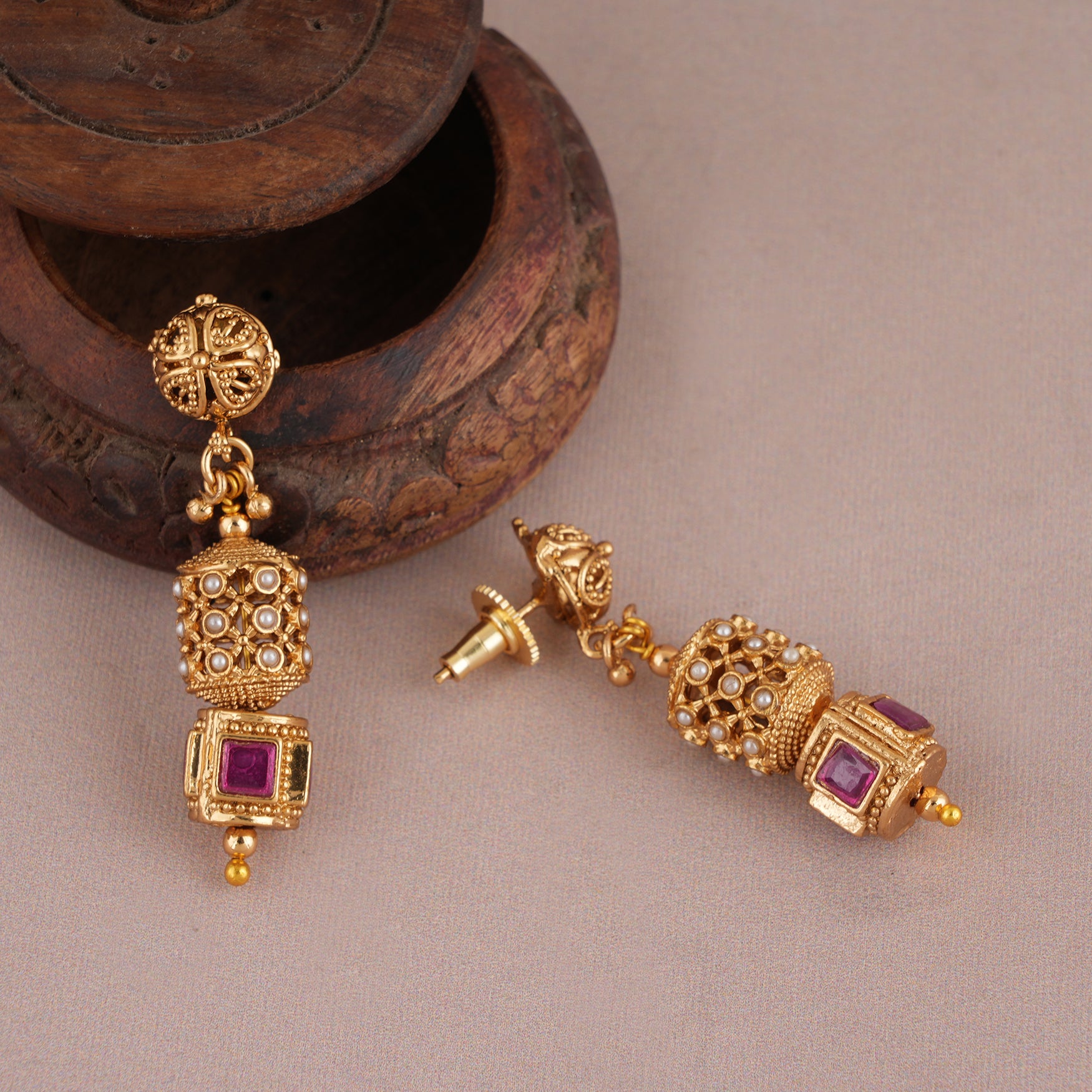 Long stone gold plated mala set with earring