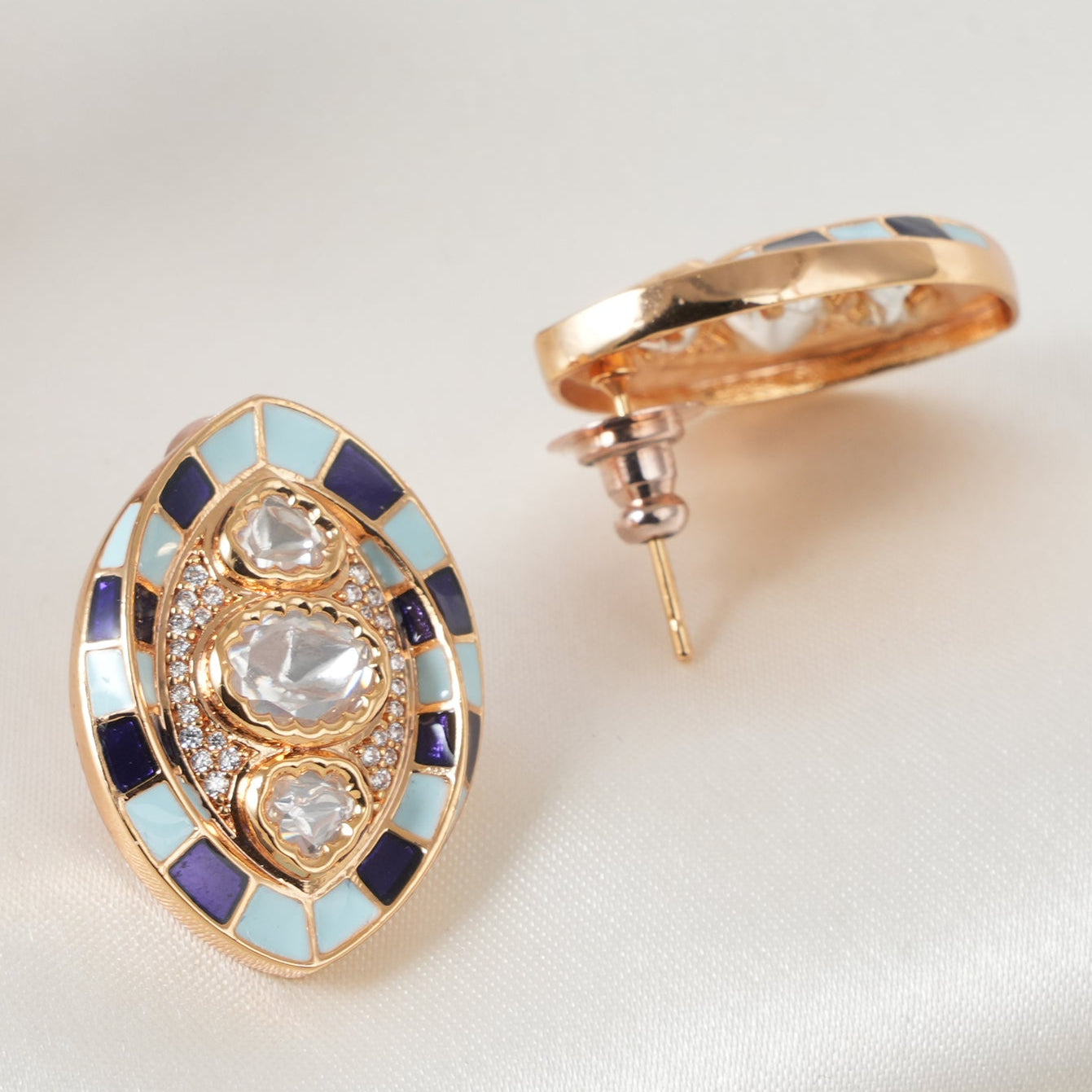 Stunning kundan enamel studs