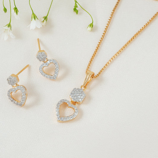 Cute heart diamond pendant set with earrings