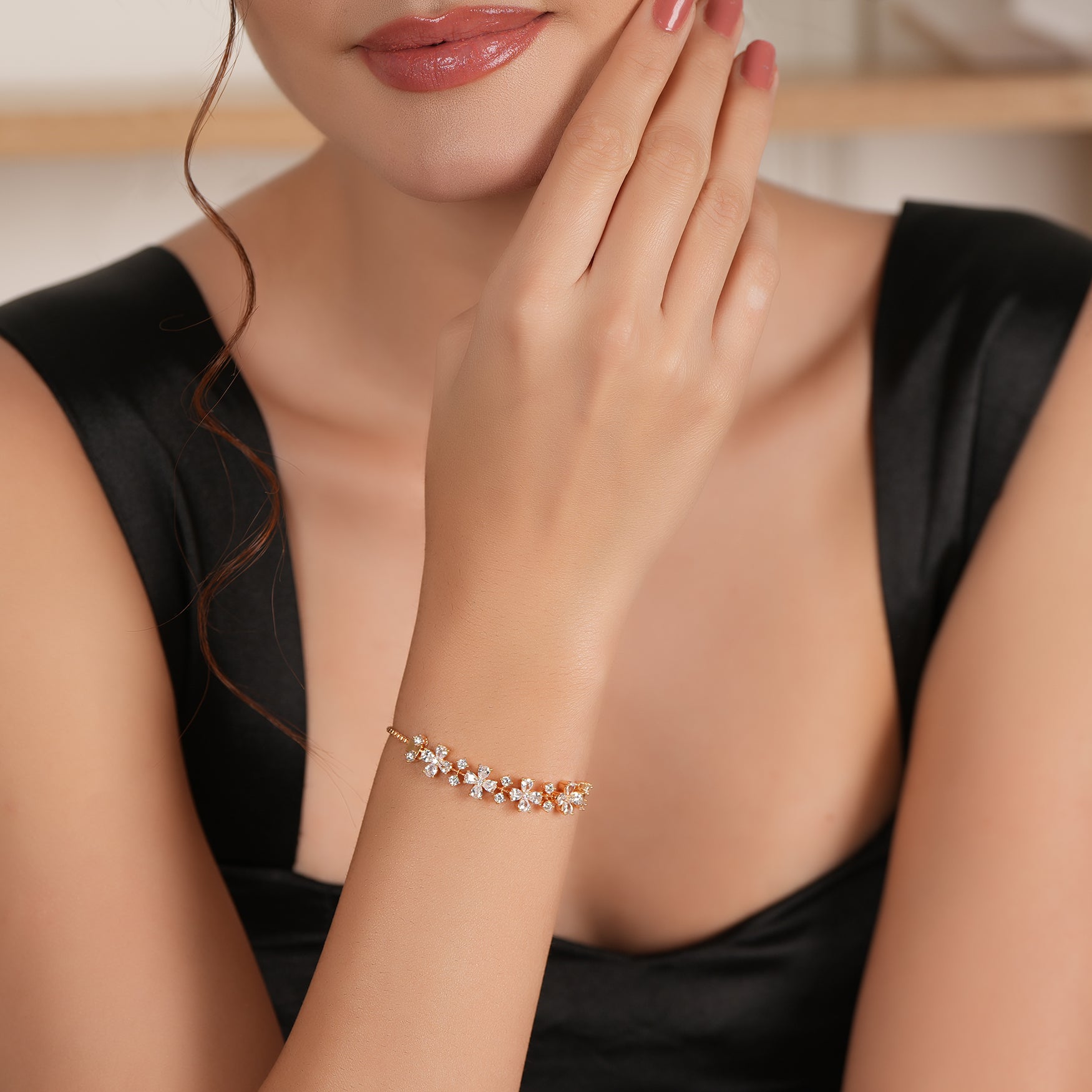 Cute elegant floral cz diamond bracelet for women