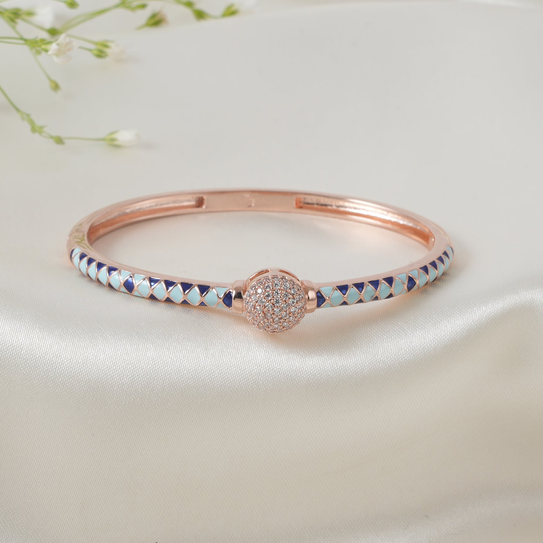 Amazing delicate enamel cz diamond bracelet for women