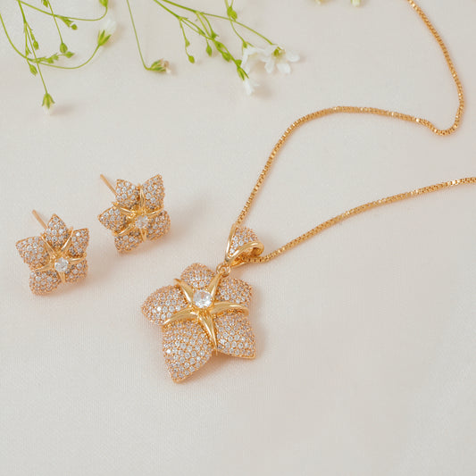 Beautiful floral CZ diamond pendant set for women