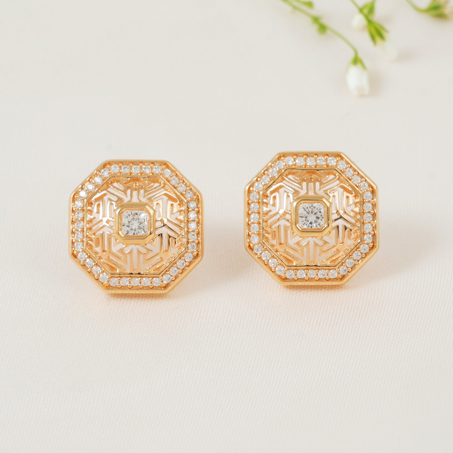 Elegant octagon gold plated CZ diamond pendant set