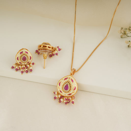 Gorgeous gold plated meenakari pendant set with earring