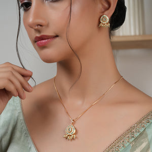 Gorgeous gold plated meenakari pendant set with earring