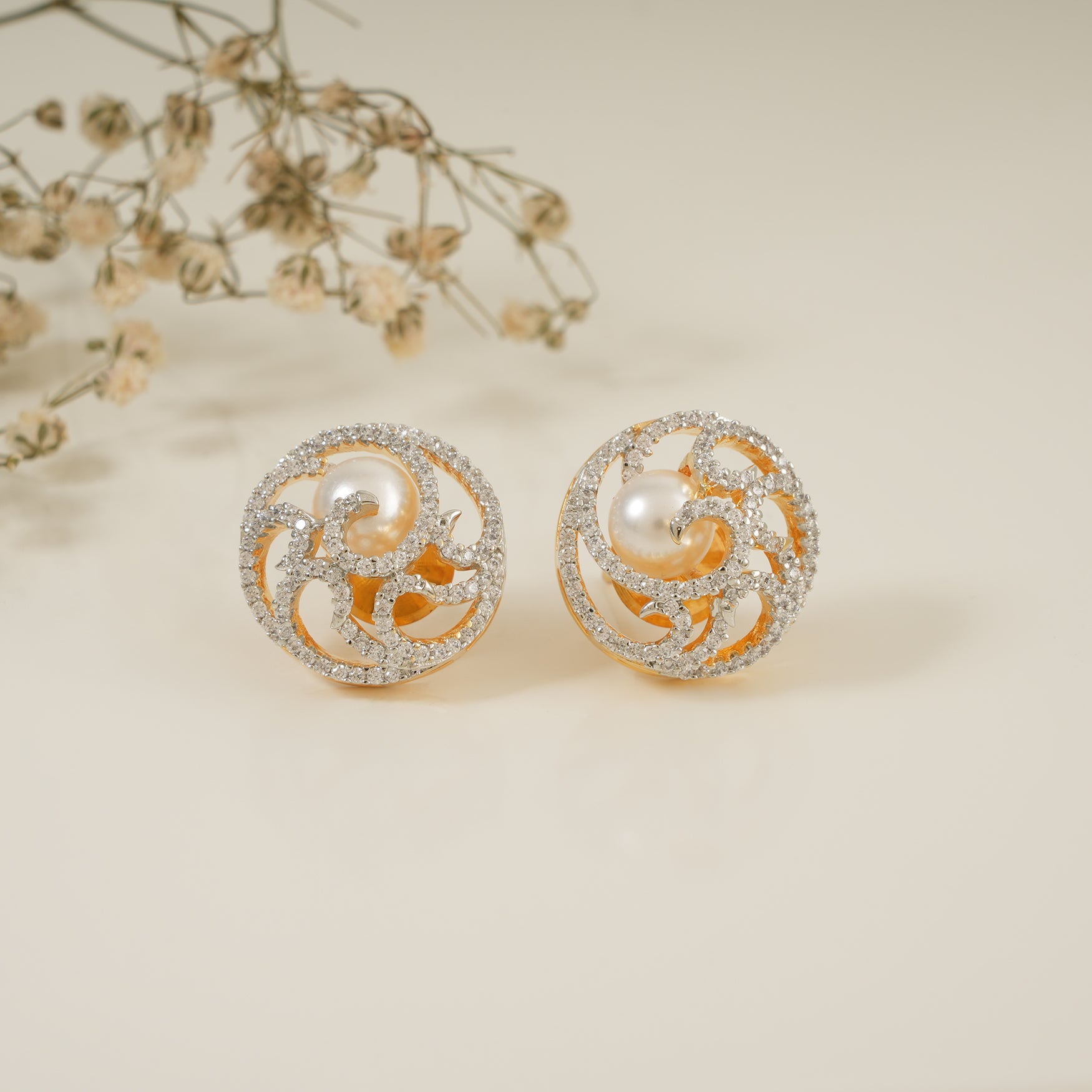 Gold plated cz diamond round intricate pearl stud