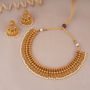 Stunning pearl drop antique gold necklace set