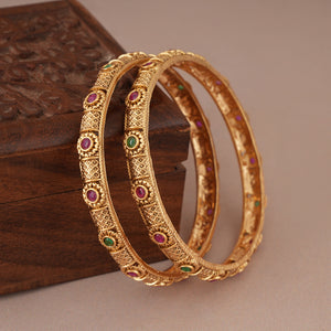 Stunning antique gold round stone bangle set for women