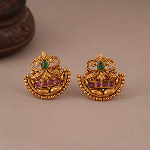 Cute antique gold plated stone stud for earring