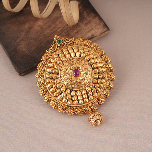 Stunning gold plated round phool choti