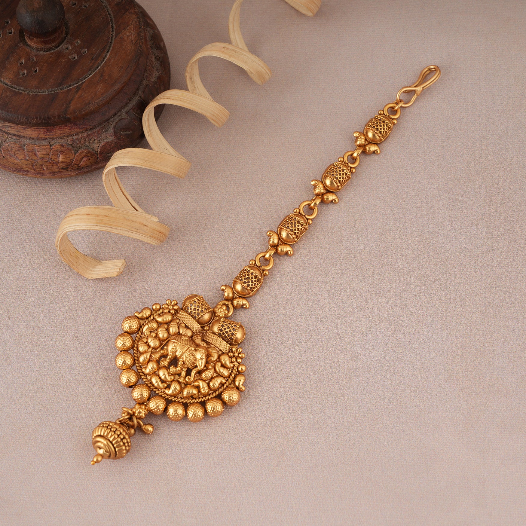 Cute elephant antquie gold maagtika for women