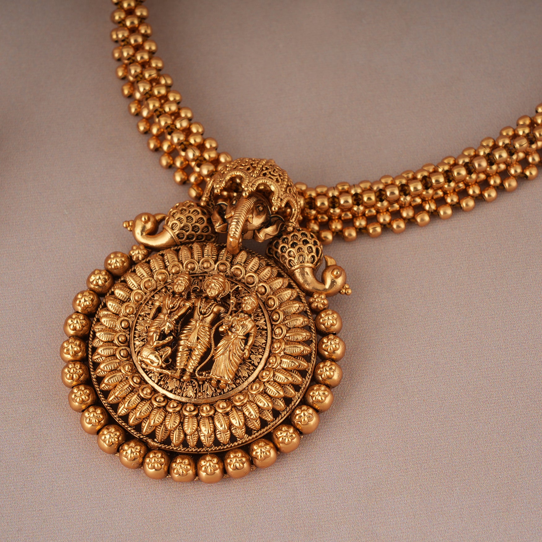 Stunning antique gold ram sita necklace set