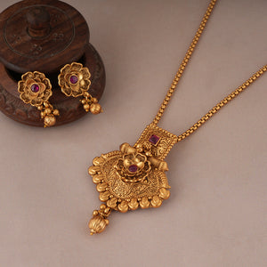 Stunning antique gold plated  pendant set for women