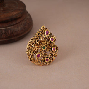 Stunning antique gold multicolor finger ring