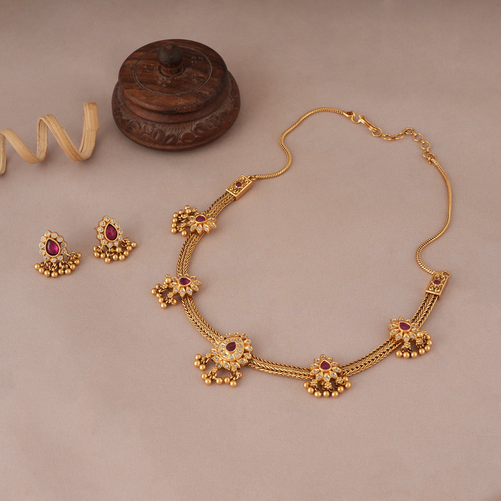 Cute stone gold plated necklace set for women