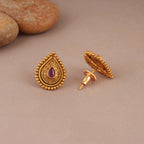 Amazing antique gold pear shaped antique gold pendant set