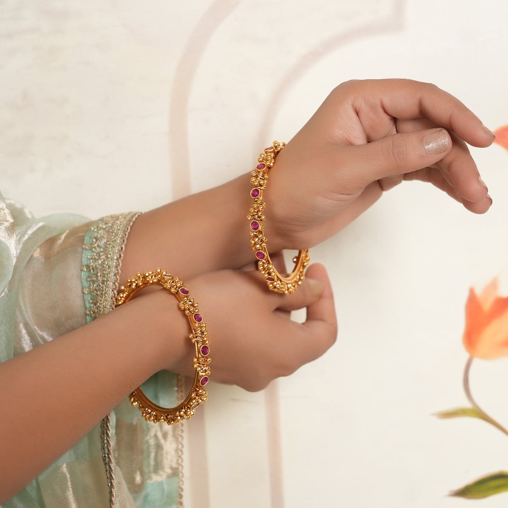 Amazing antique gold ruby bangle set