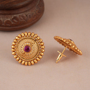 Round antique gold ruby floral stud earring