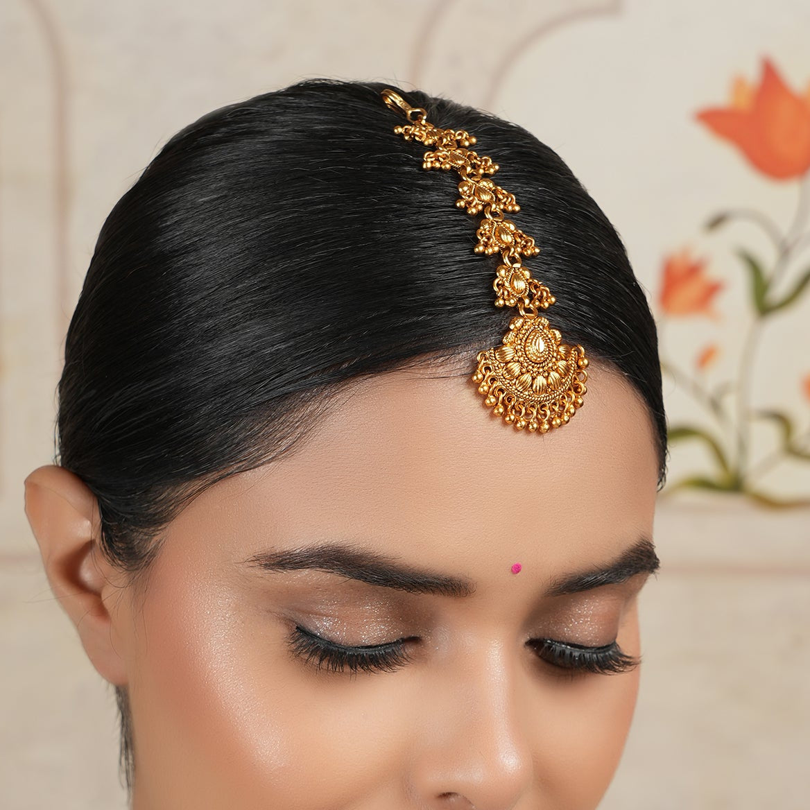 Cute antique gold plain maangtika for women