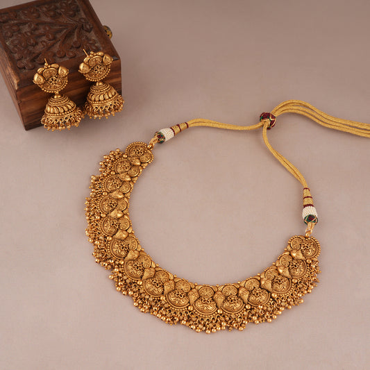 Royal plain floral inspired antique gold necklace set