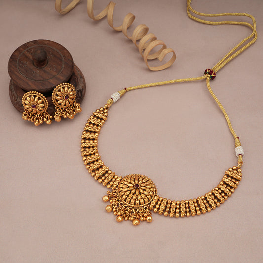 Cute antique gold floral round choker set