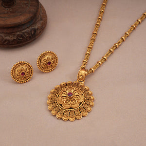 Amazing antique gold floral stone pendant set