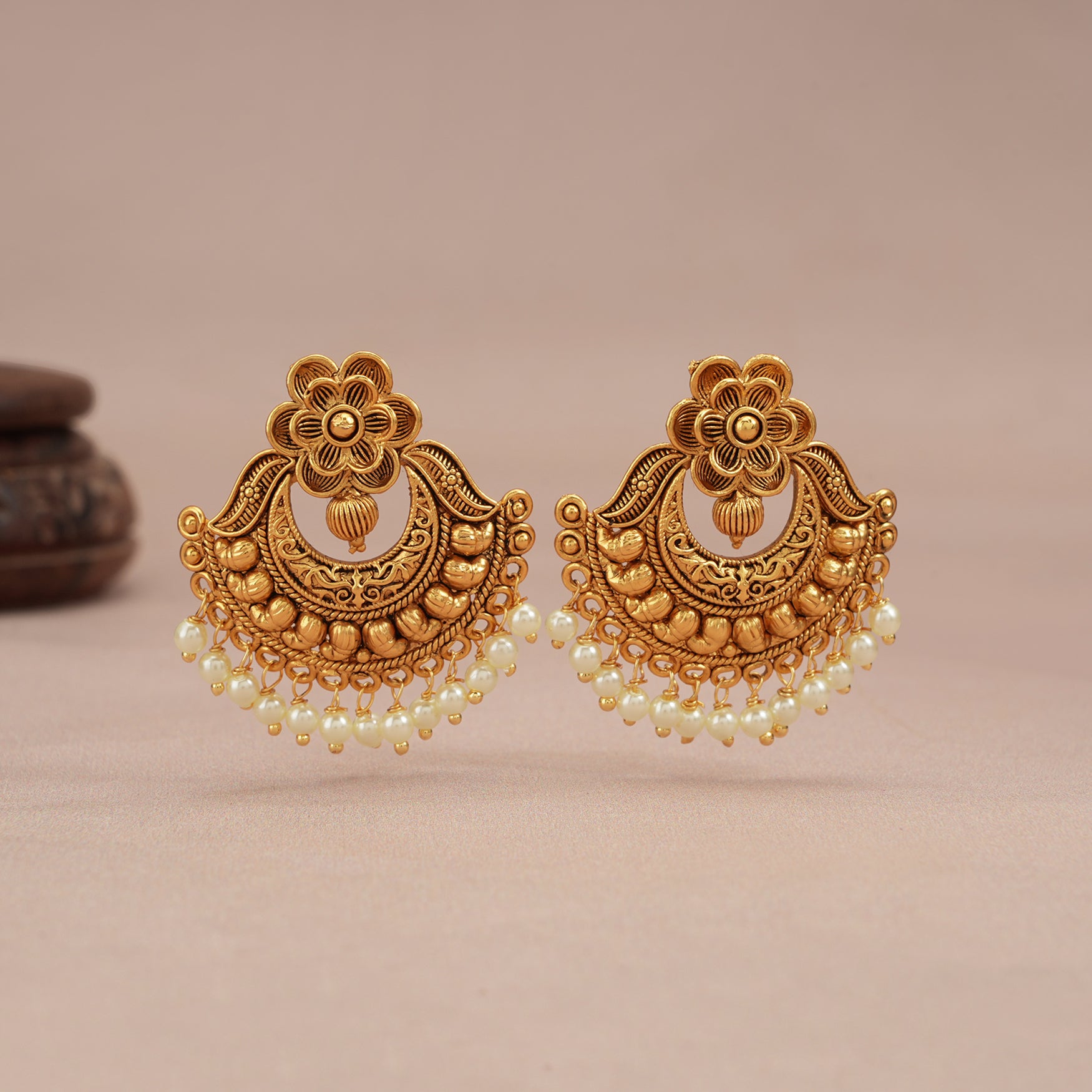 Antique gold plated pearl drop earring for women