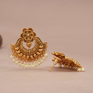 Antique gold plated pearl drop earring for women