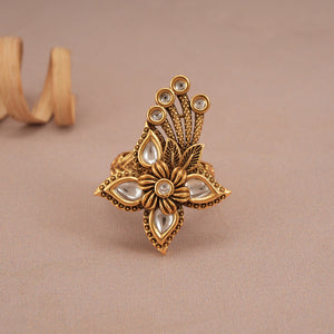 Gorgeous antique gold kundan adjustable finger ring