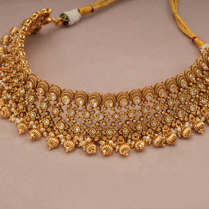 Gorgeuous antique gold kundan choker set