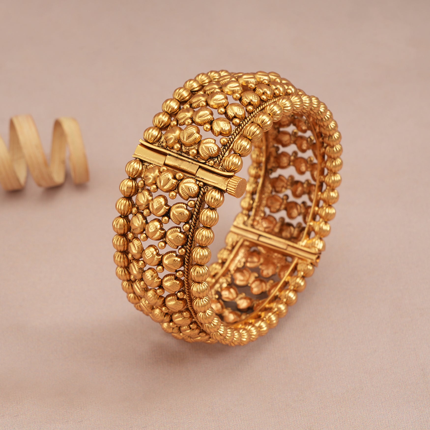 Gorgeuous plain antique gold broad openable kada bangle I Online