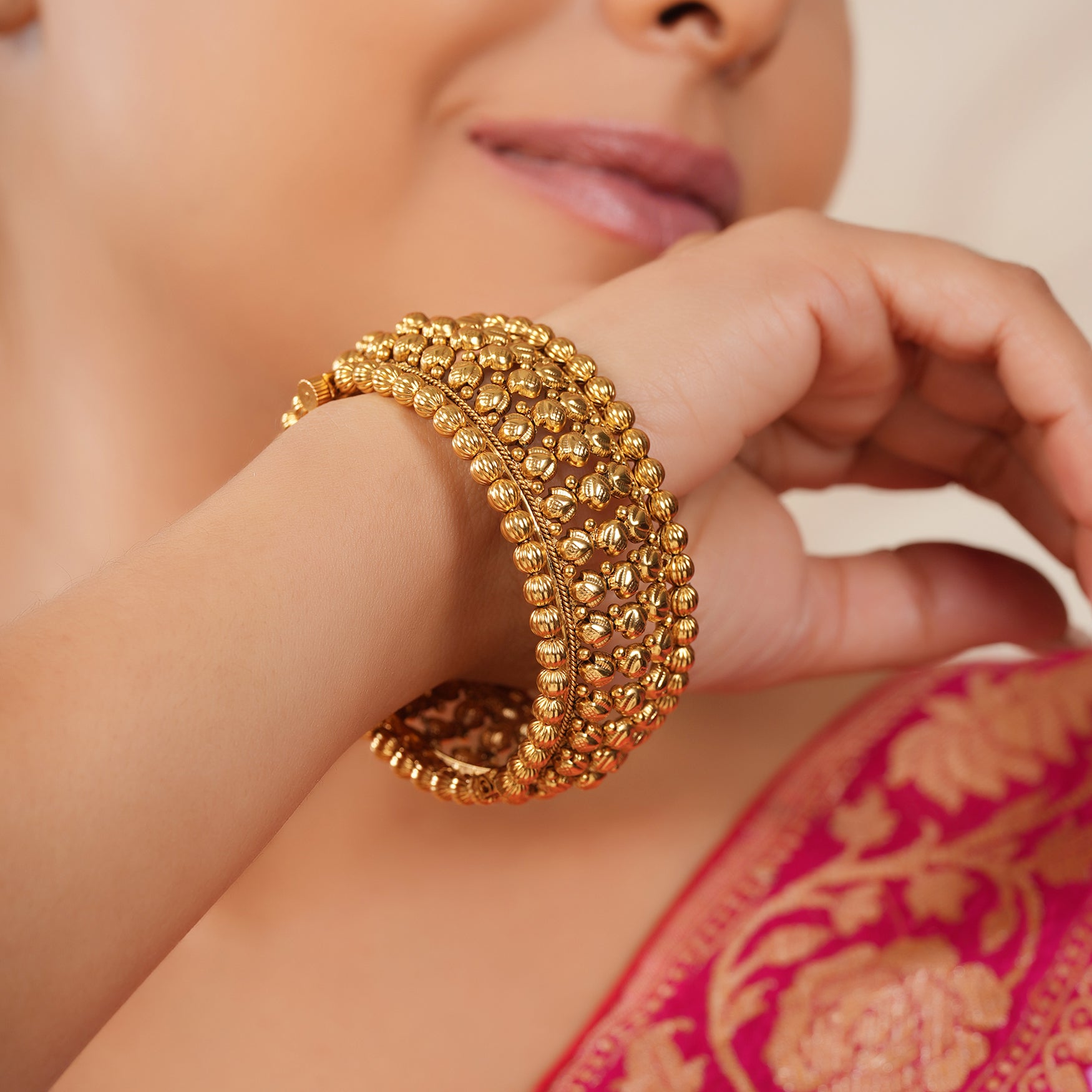 Gorgeuous plain antique gold broad openable kada bangle I Online smarsjewelrys