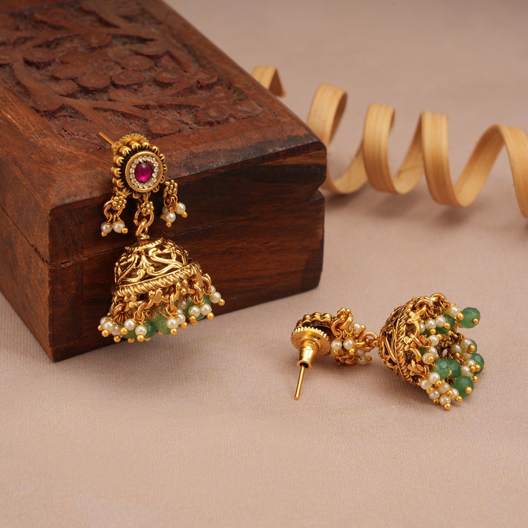 Stunning antique gold ruby necklace set with jhumka