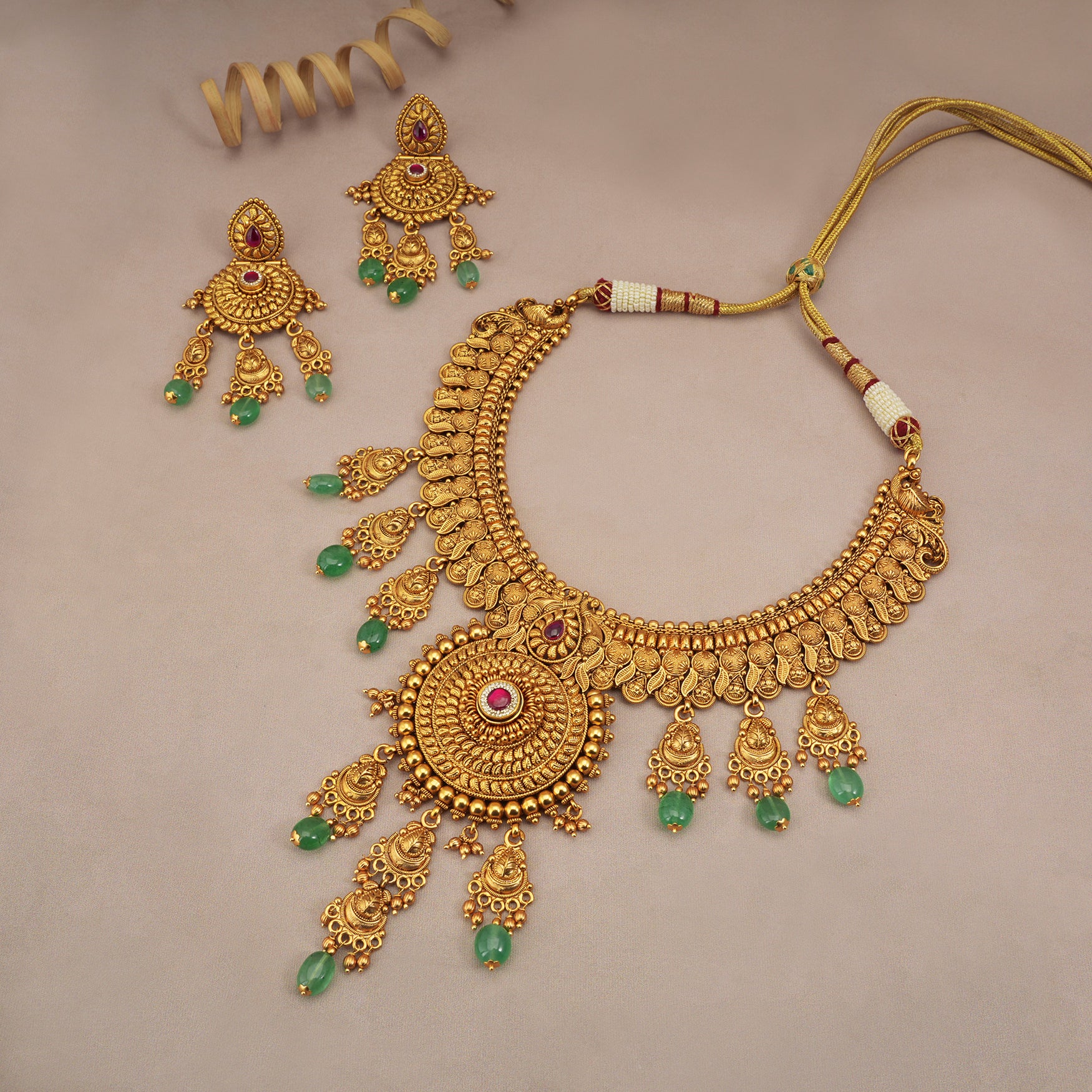 Amazing antique gold green stone necklace set with long earring