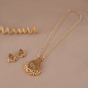 Stunning gold plated pearl peacock pendant set with earring