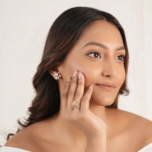 Amazing diamond stud with finger ring