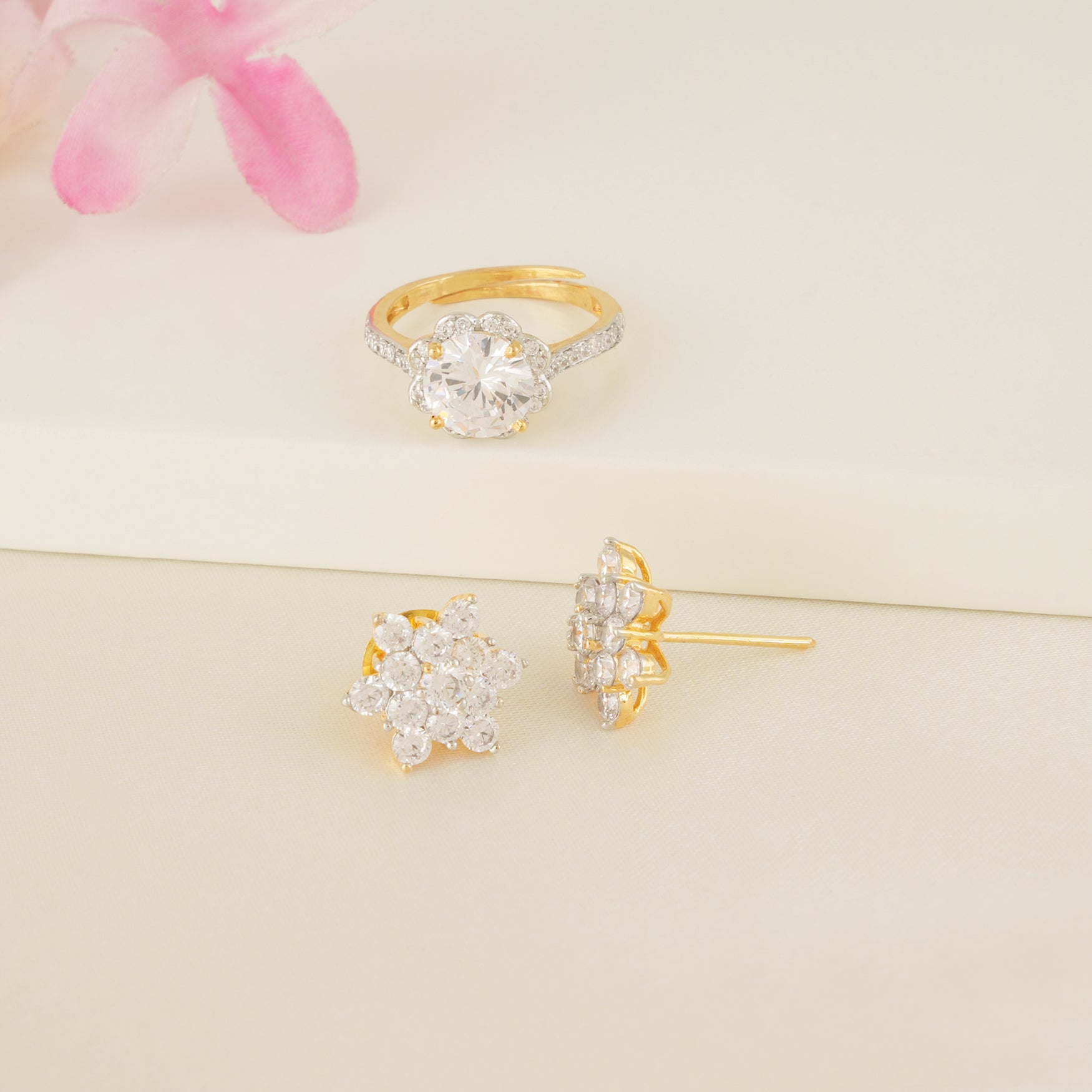 Stunning nakshatra diamond stud with earring