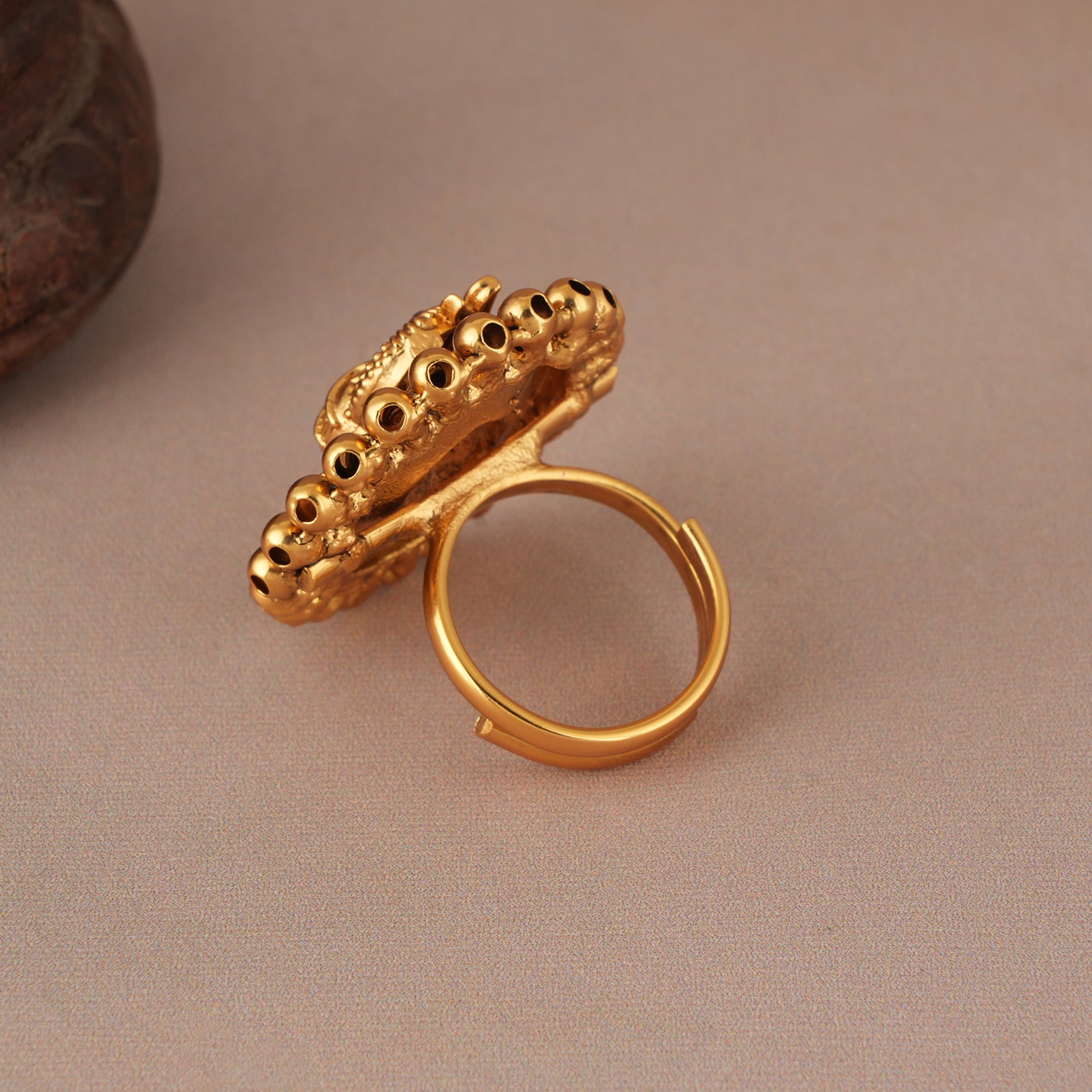 Stunning peacock antique gold adjustable finger ring