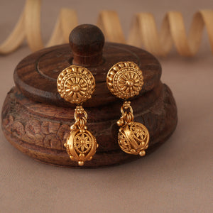 Long gold plated carved ball mala set