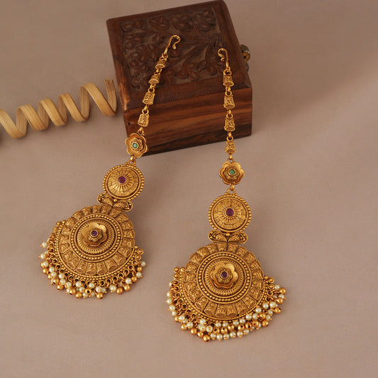 Long antique gold pearl drop earring with kanoti