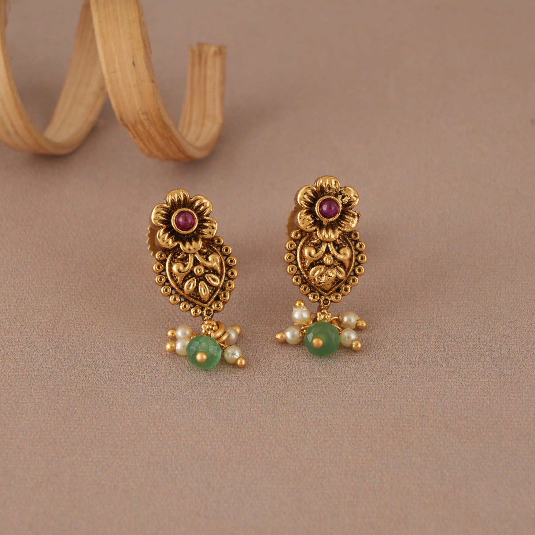 Long antique gold stone mangalsutra with cute earring