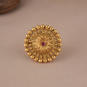 Beautiful antique gold plain finger ring