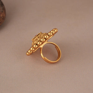 Beautiful antique gold plain finger ring