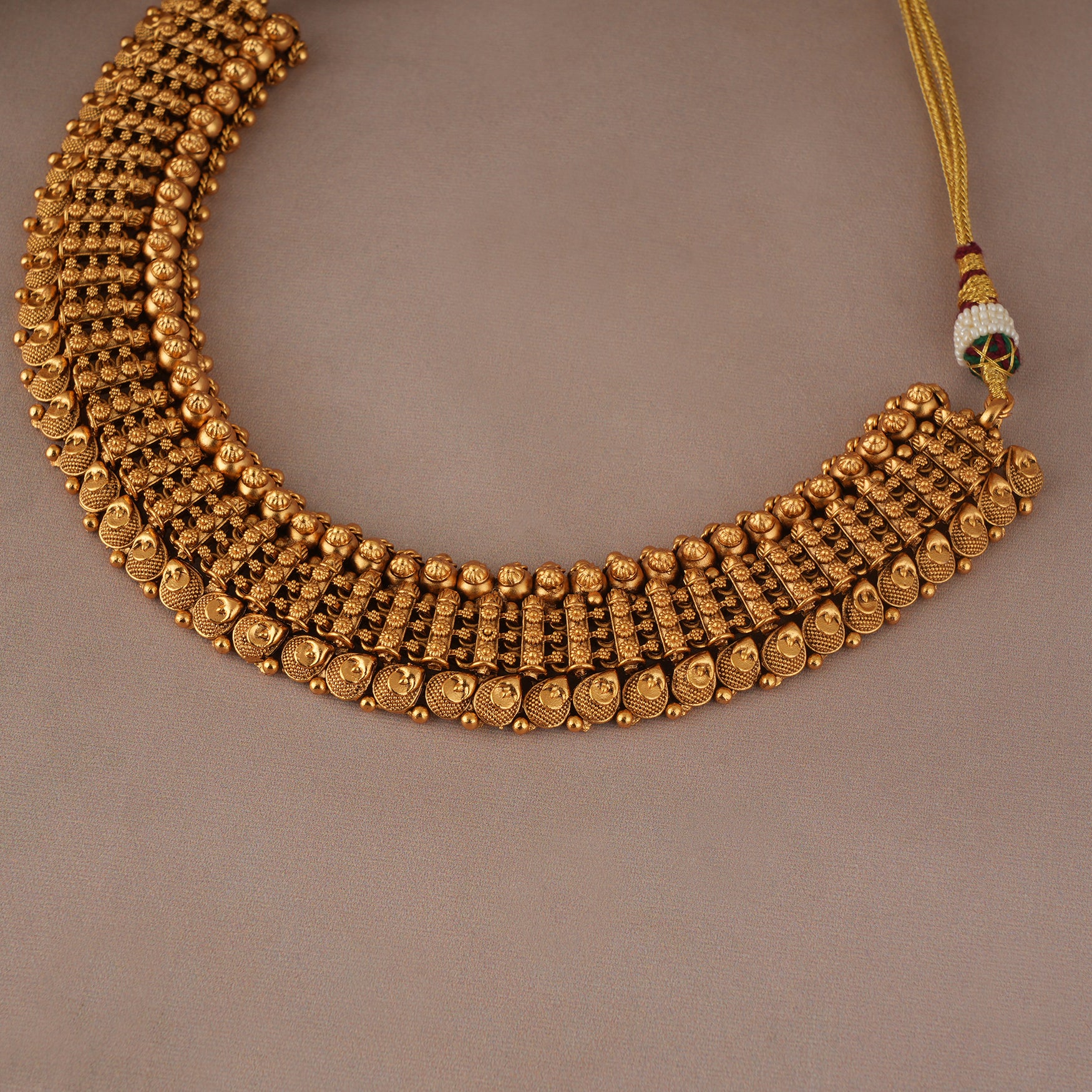 Stunning plain antique gold necklace set with jhumka earring