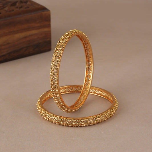 Cute sleek plain gold plated bangle set